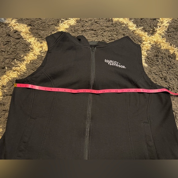 Women’s Harley Davidson Hooded Embroidered Vest - Picture 6 of 8
